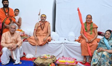 शंकराचार्यों का अपने निवास में किया आत्मीय स्वागत