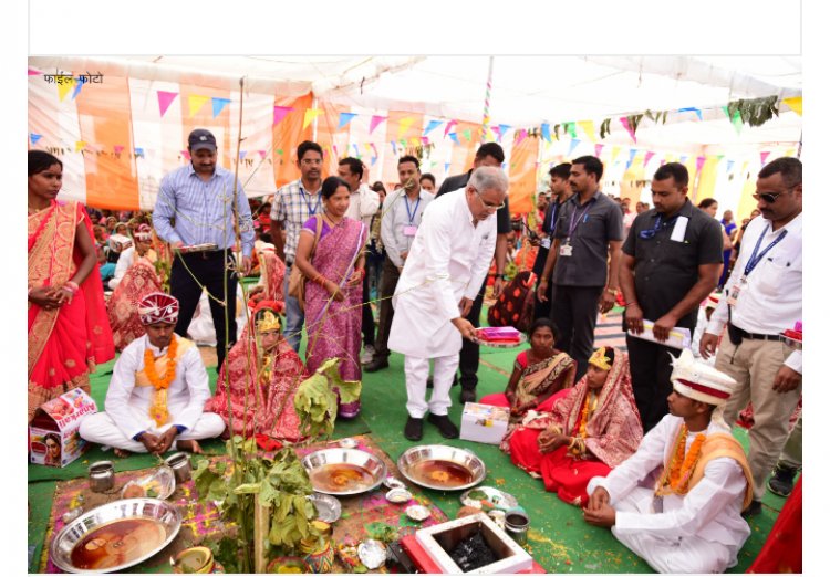 मुख्यमंत्री के पहल पर कन्या विवाह योजना राशि बढ़कर 50 रू की गई।