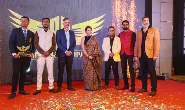 एक्सीलेंस सर्विस अवार्ड 2023 का शानदार आयोजन, 100 से ज्यादा अवॉर्डी हुए सम्मानित।*