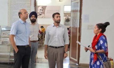 कलेक्टर की अध्यक्षता में महादेव प्रसाद पाण्डेय नालंदा परिसर प्रबंधन सोसायटी रायपुर के कार्यकारिणी समिति की बैठक हुई लिए गए विद्यार्थियों के हित में निर्णय