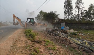 पीएचसी के लिए आरक्षित जमीन पर बेजा कब्जा हटाया, दतरेंगा में गिराई बाउड्रीवाल, डोमा में तालाब किनारे से हटाया बेजा कब्जा