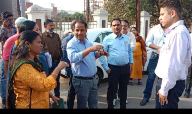 मरीजों व उनके परिजनों को बेहतर सुविधा उपलब्ध कराया जाए-स्वास्थ्य सचिव श्री कटारिया