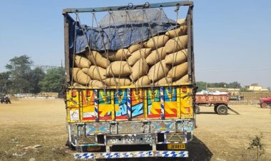 सर्तक ऐप से सख्त निगरानी : धरसीवां में 200 क्विंटल धान व वाहन जप्त, मील को किया गया सील