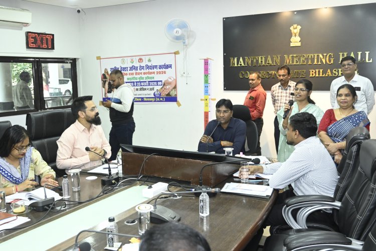 जिले में राष्ट्रीय फाइलेरिया उन्मूलन अभियान की शुरूआत  अधिकारियों ने सामूहिक रूप से दवा का सेवन कर लोगों को किया जागरूक